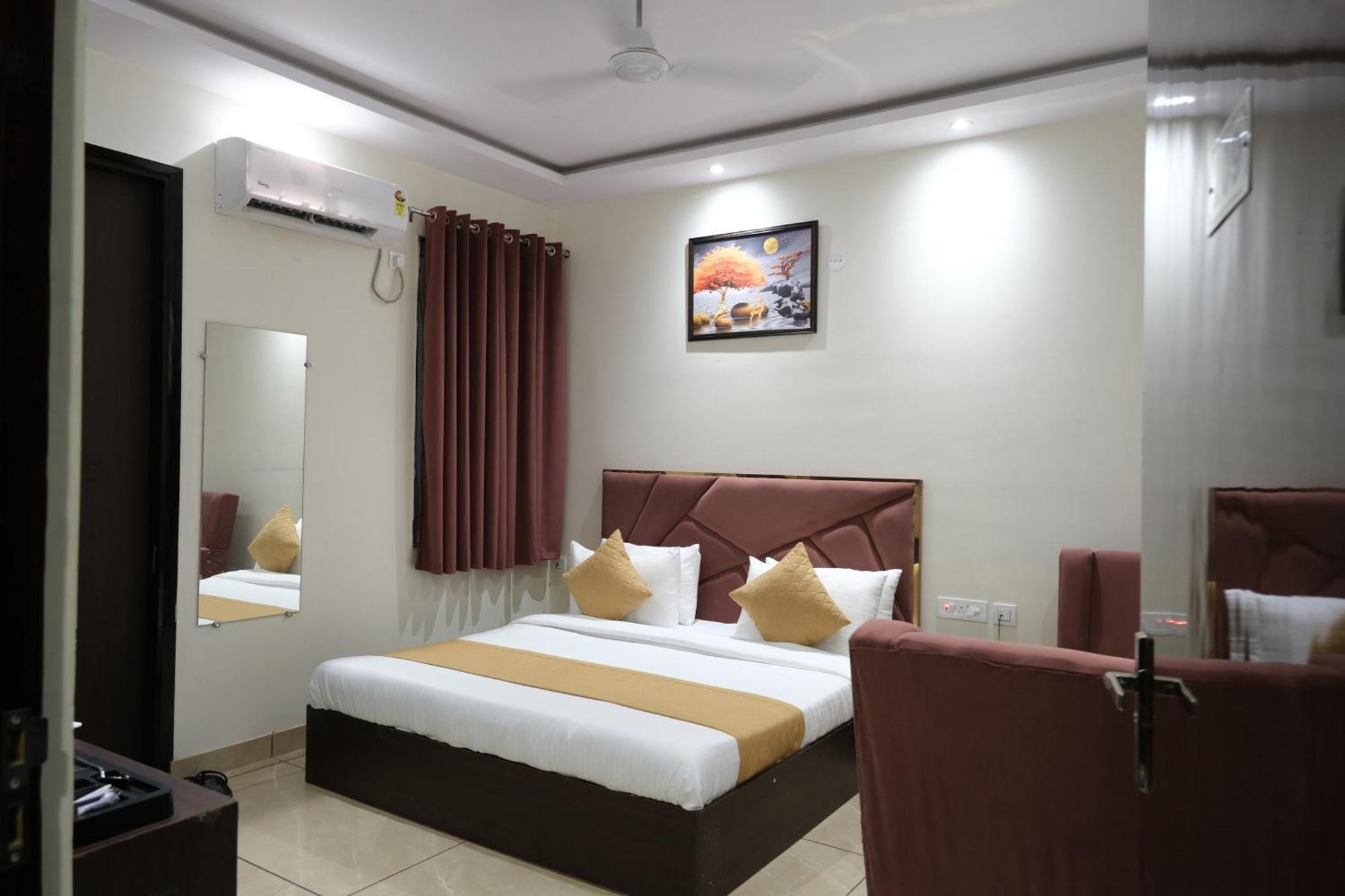 Hotel De Hocks Deluxe - New Delhi Railway Station Eksteriør bilde